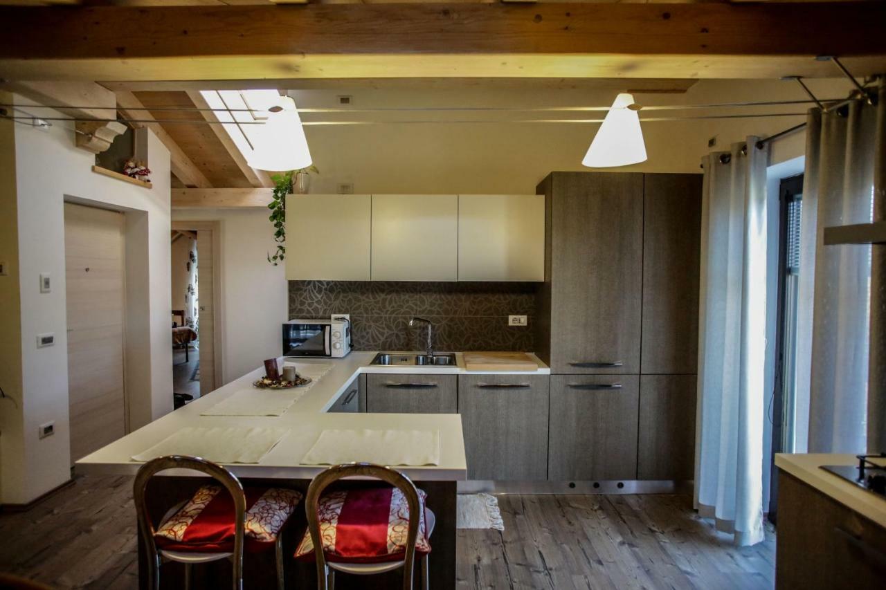 Apartamento Casa De Val Calceranica al Lago Exterior foto